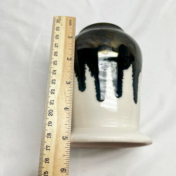 Hand Crafted Art Pottery Vase Drip Metallic Glaze 5 1/2" Teal Tone Lined Branded - Picture 9 of 9